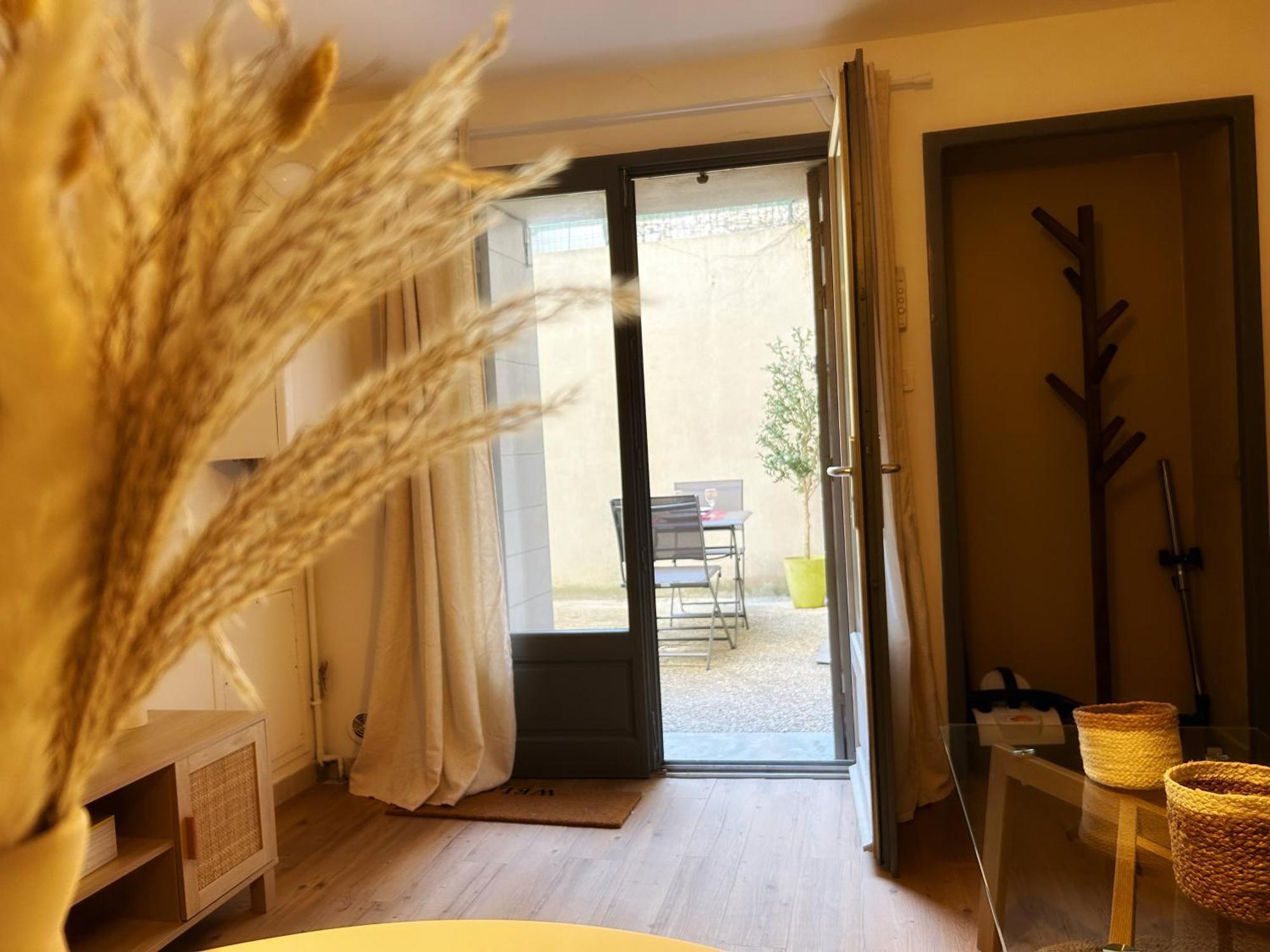 Cosy Ocre Leilighet Arles Eksteriør bilde